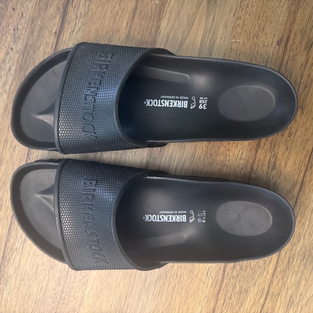 Birkenstock slides. Barbados collection. Size 39/Womens 8.